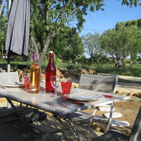 Maison 2 Ou 4 Personnes Jardin Parking Les Amandiers Lorgues Esterno foto