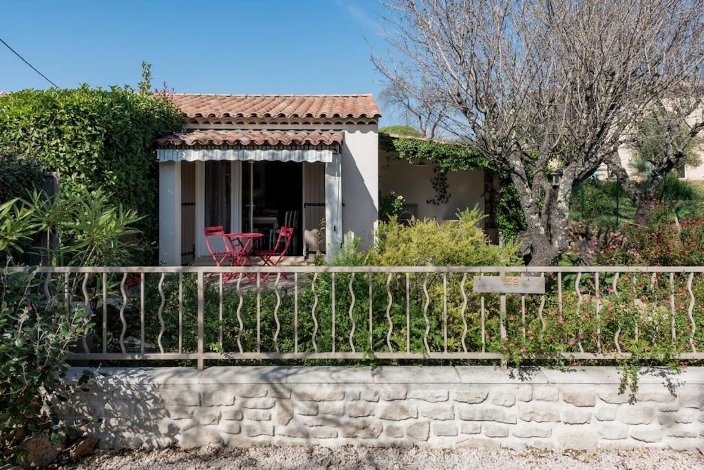 Maison 2 Ou 4 Personnes Jardin Parking Les Amandiers Lorgues Esterno foto
